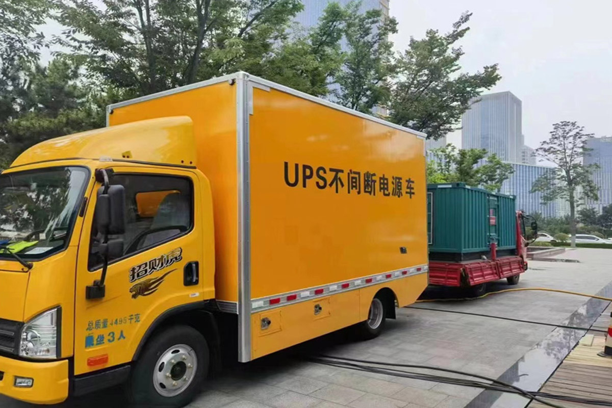 平桥发电机租赁施工现场