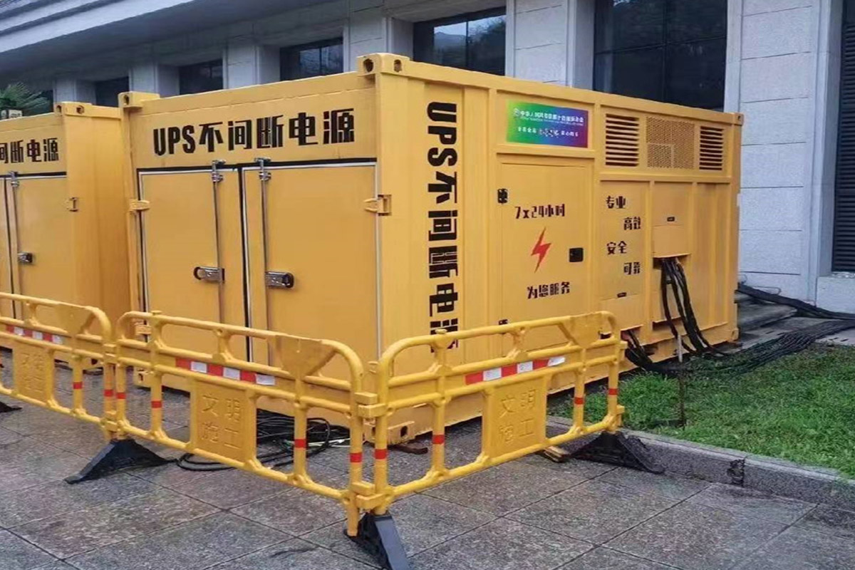 平桥发电机租赁施工现场